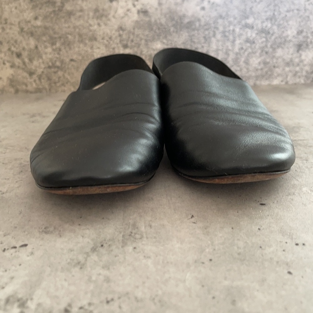 Givenchy Rivington Logo Slingback Flat - Picture 4 of 6
